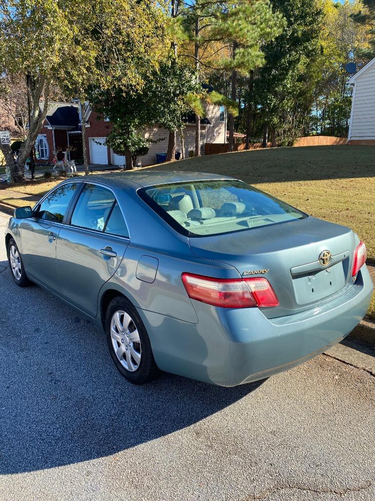 2007 Toyota Camry SE's photo
