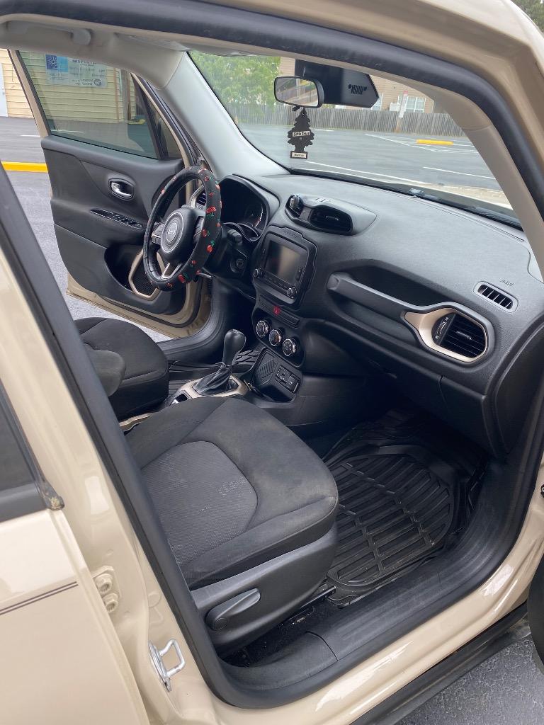 2015 Jeep Renegade Latitude - Photo 11