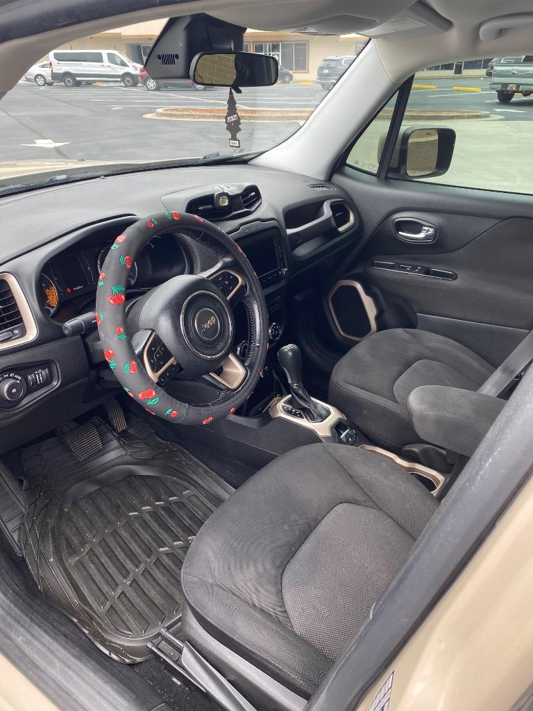 2015 Jeep Renegade Latitude - Photo 9