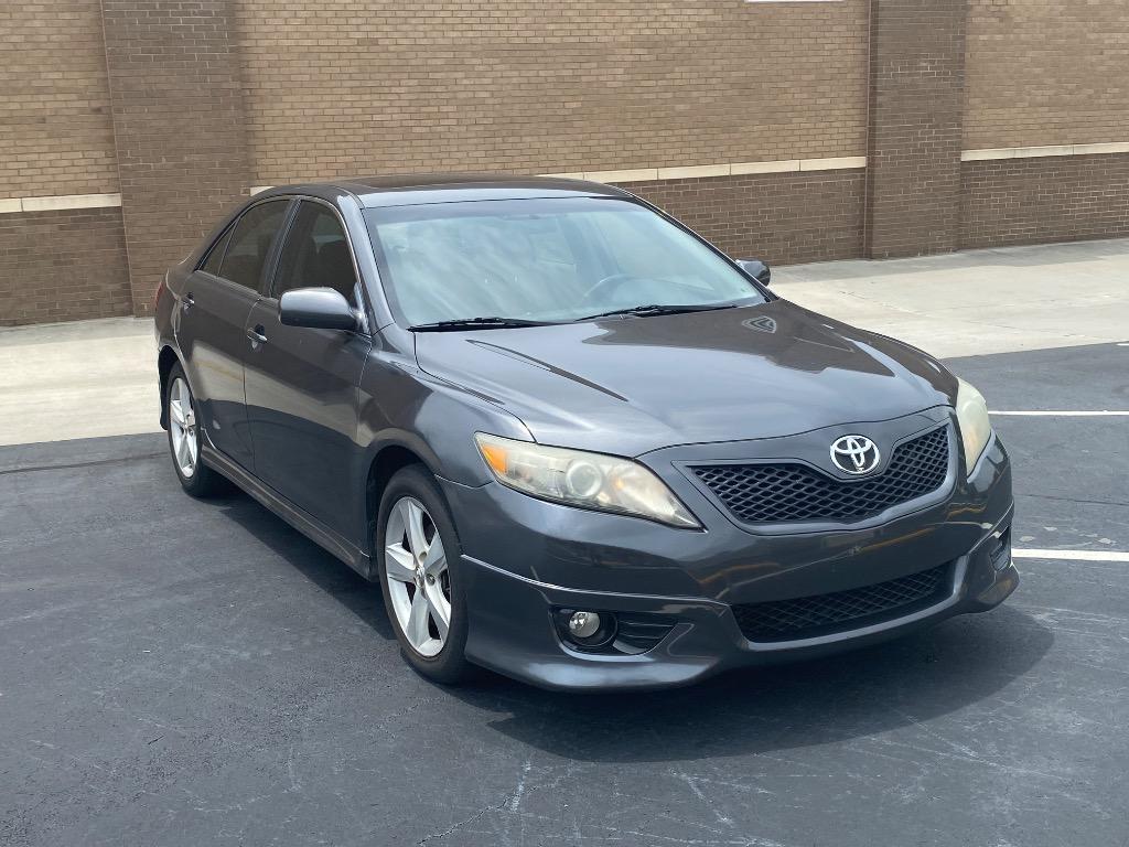 2011 Toyota Camry's photo