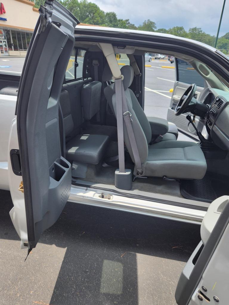 2006 Dodge Dakota ST - Photo 6